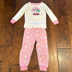 Gymboree Toddler Girls Snowman and Bunny in a Snow Globe Pajamas